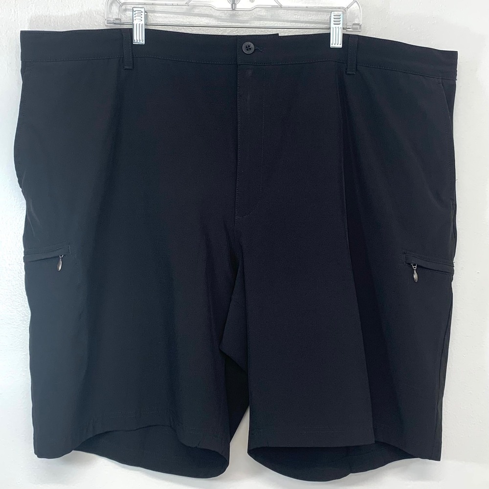 IZOD Golf Mens Black Performance Cargo Shorts Size 50 Stretch Activewear Travel